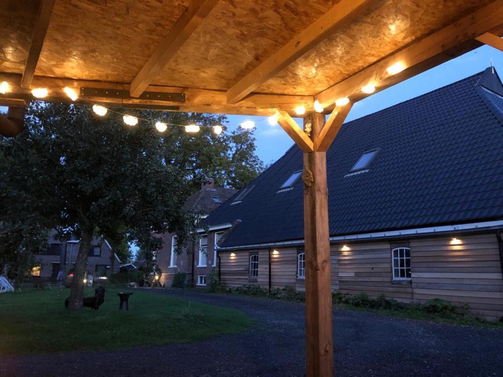 Onder De Boom Bed & Breakfast Gerkesklooster Bagian luar foto