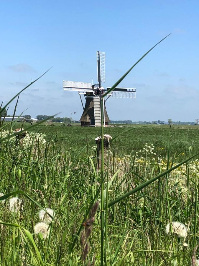 Onder De Boom Bed & Breakfast Gerkesklooster Bagian luar foto